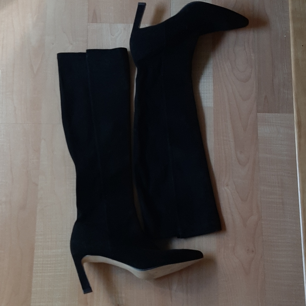 Stuart Weitzman Black “Demi” Suede Boots